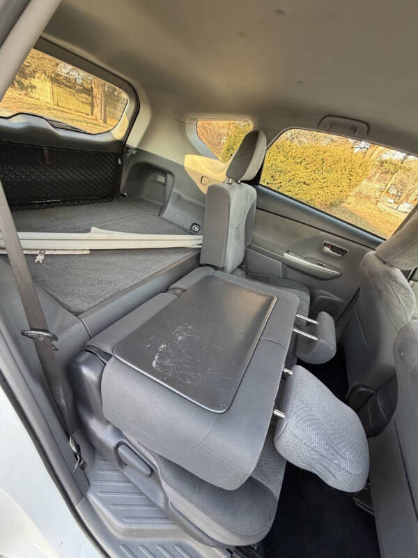 2012 Toyota Prius v Three