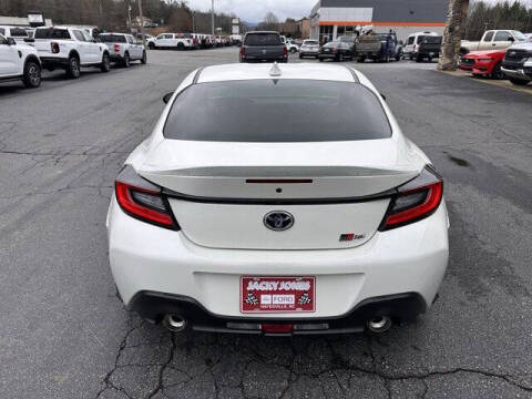 2023 Toyota GR86 Premium