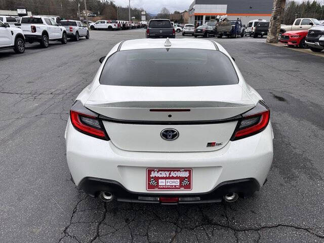 2023 Toyota GR86 Premium