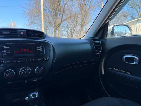 2015 Kia Soul +