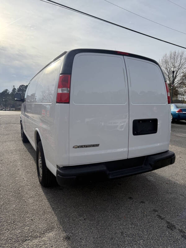 2021 Chevrolet Express 2500