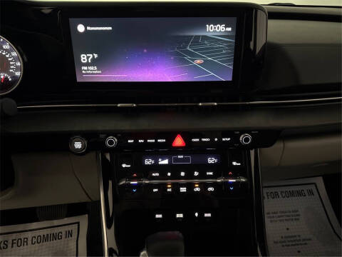 2022 Kia Carnival EX