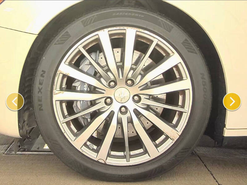 2015 Maserati Ghibli