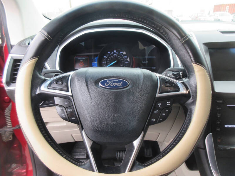 2017 Ford Edge Titanium