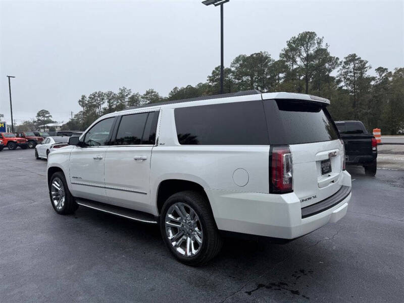 2017 GMC Yukon XL SLT