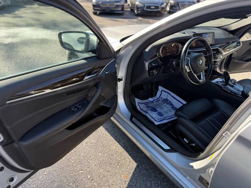 2018 BMW 5 Series 530i