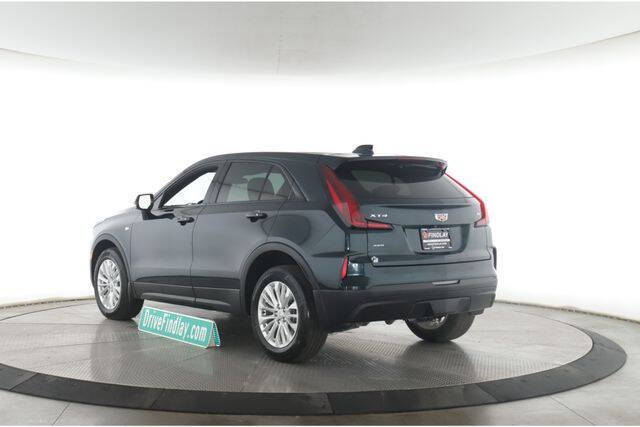 2024 Cadillac XT4 Luxury