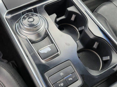 2020 Ford Edge Titanium