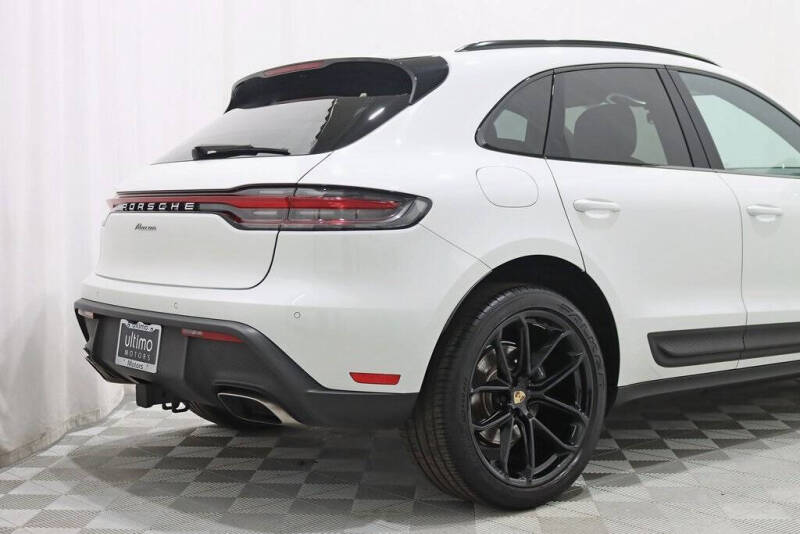 2022 Porsche Macan
