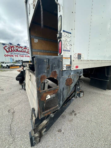 2017 Freightliner M2 106