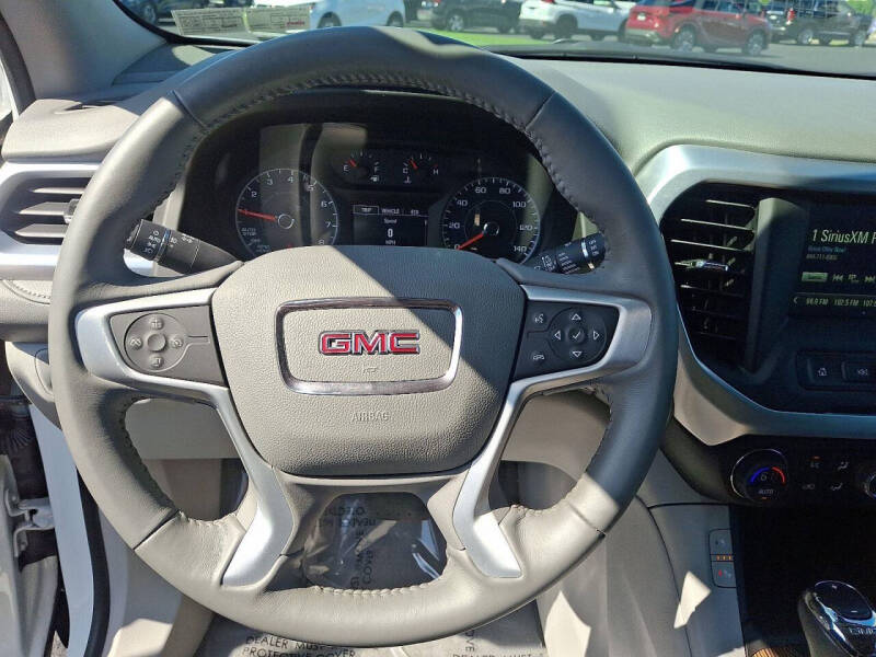 2018 GMC Acadia SLE-2