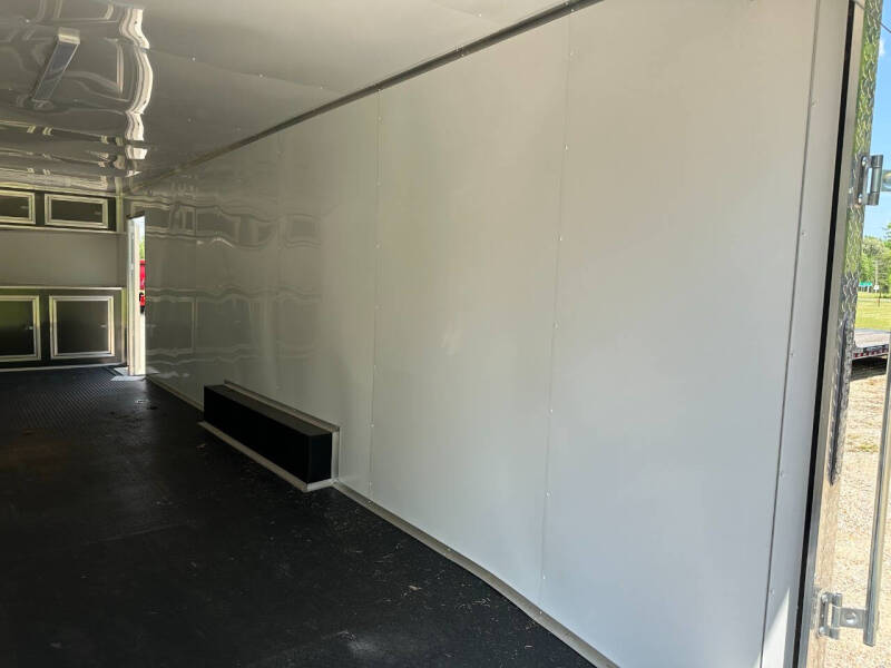 2023 Diamond Cargo 28' Enclosed