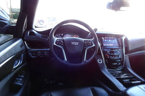 2019 Cadillac Escalade ESV Platinum