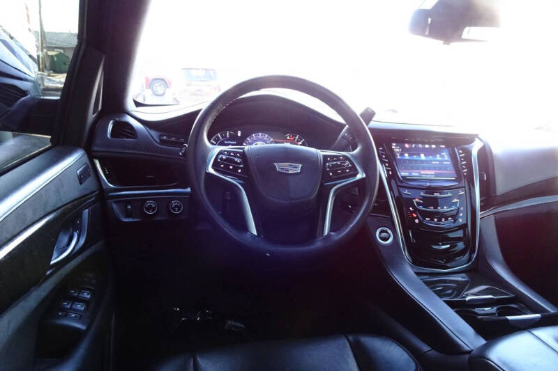 2019 Cadillac Escalade ESV Platinum