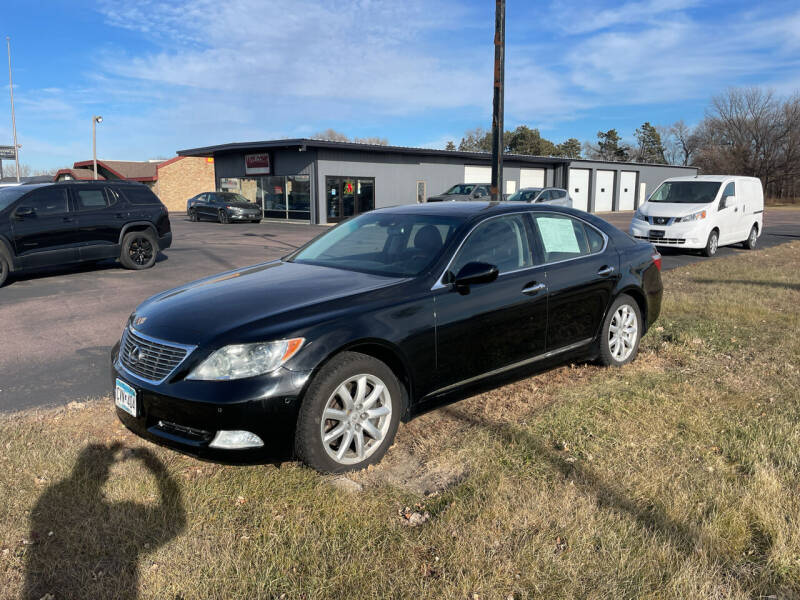 Motor Co Car Dealer in Fairmont, MN
