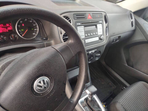 2009 Volkswagen Tiguan SE