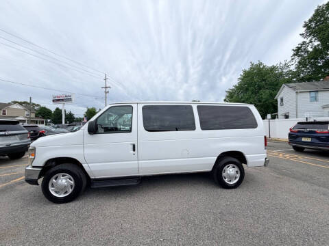 2012 Ford E-Series E-350 SD XLT