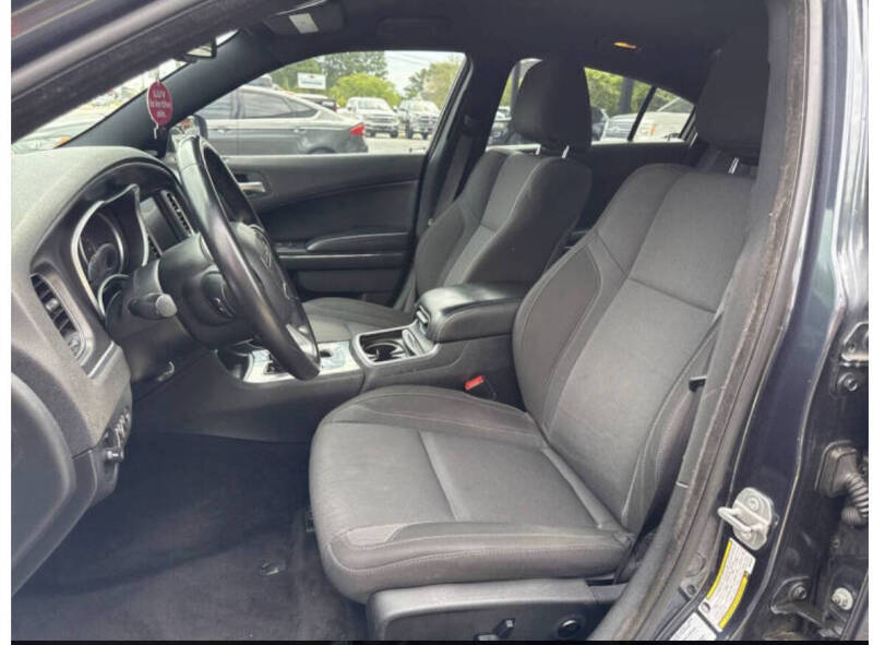 2016 Dodge Charger SXT