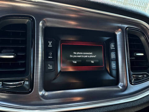 2017 Dodge Challenger SXT