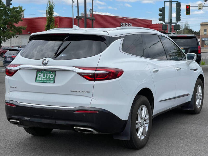 2018 Buick Enclave Essence