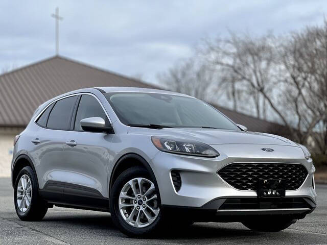 2020 Ford Escape SE