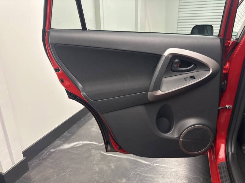 2007 Toyota RAV4 Sport