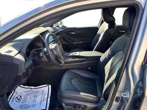 2022 Toyota Avalon XLE