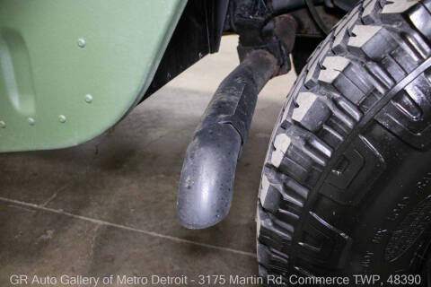 2001 AM General Hummer