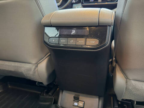 2024 Toyota Highlander