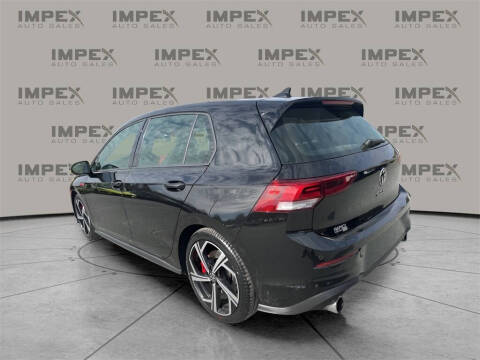 2024 Volkswagen Golf GTI SE