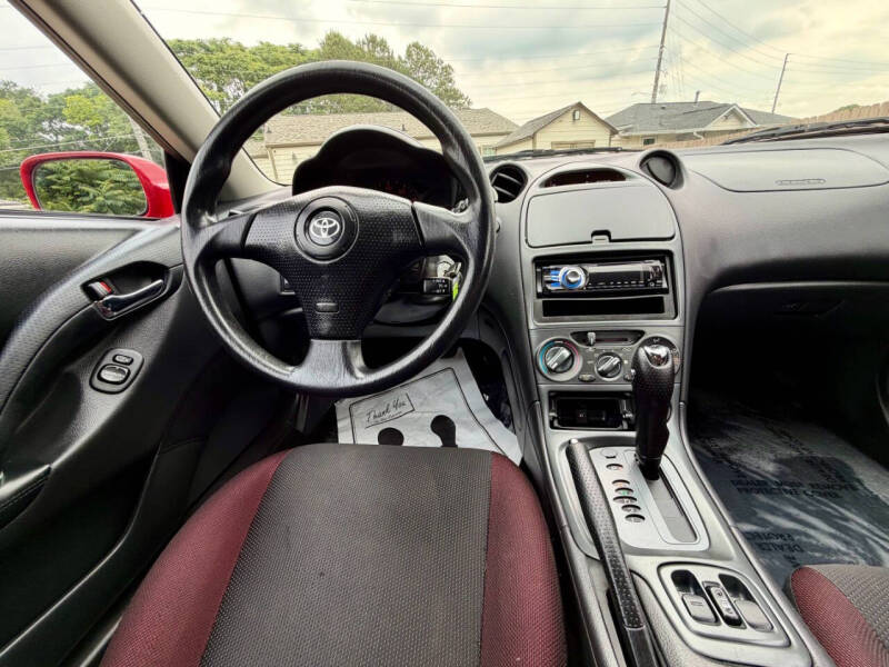 2005 Toyota Celica GT