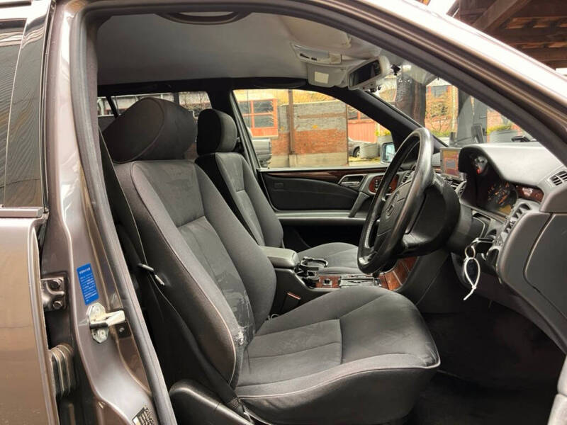 1996 Mercedes-Benz E-Class E 320