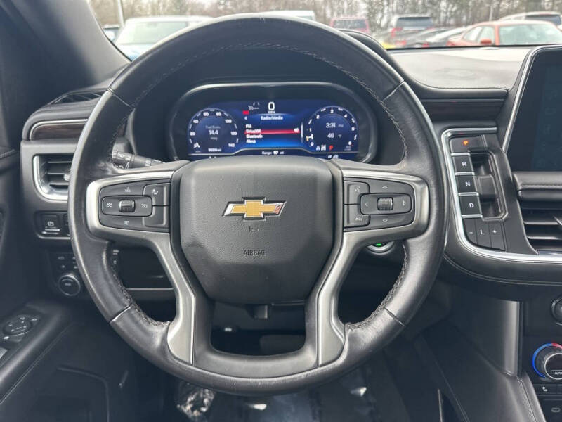 2022 Chevrolet Suburban LT