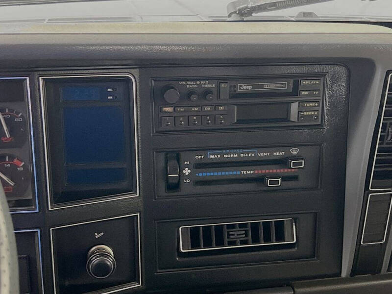 1989 Jeep Comanche Eliminator