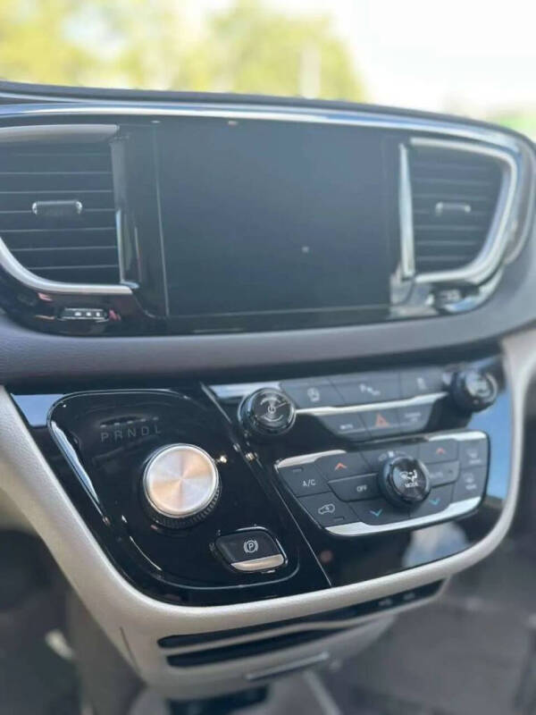 2018 Chrysler Pacifica Touring L