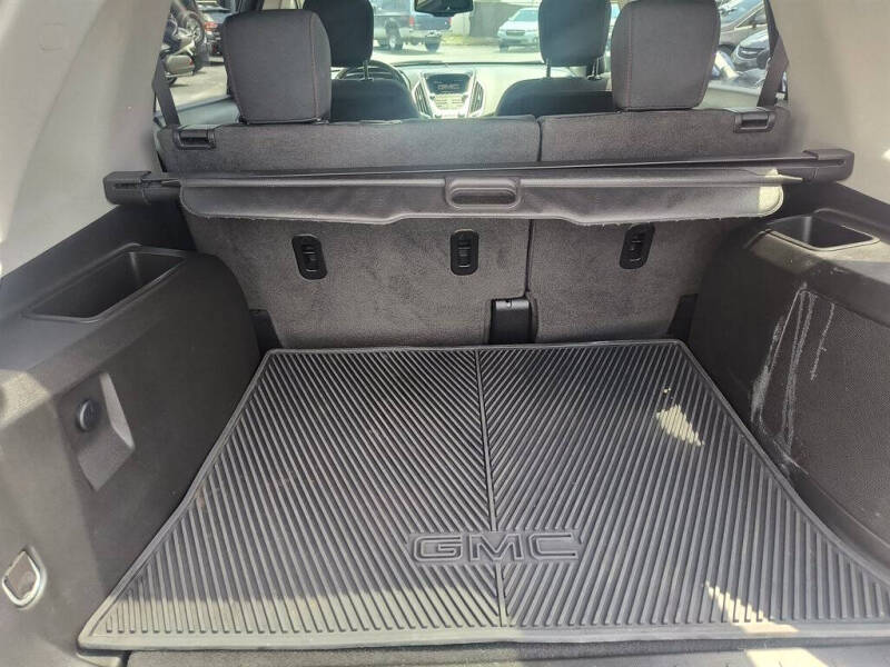 2017 GMC Terrain SLE-2