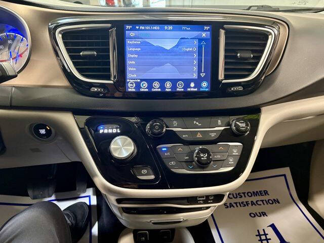2018 Chrysler Pacifica Touring L Plus