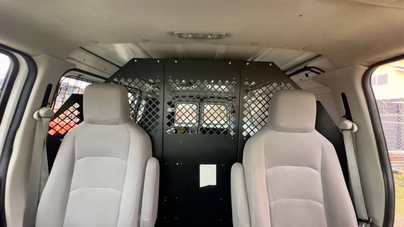 2010 Ford E-Series E-250