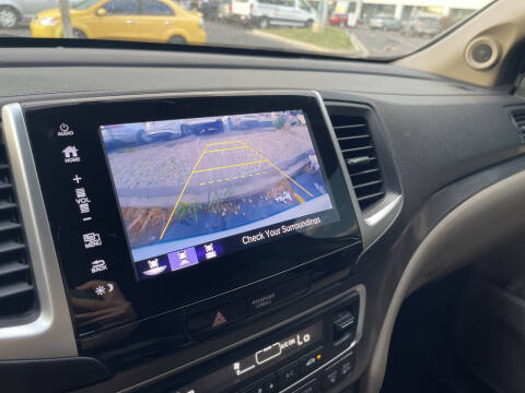 2017 Honda Pilot EX