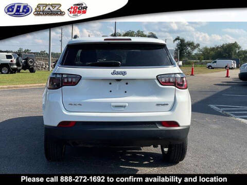 2022 Jeep Compass Latitude Lux