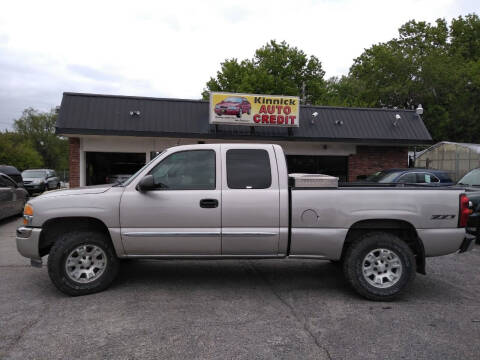 2005 GMC Sierra 1500 for sale at KINNICK AUTO CREDIT LLC in Kansas City MO