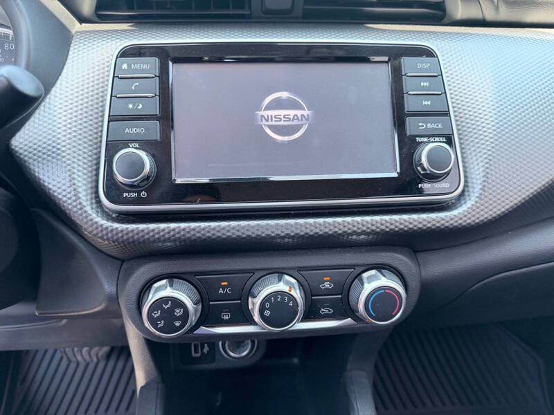 2020 Nissan Kicks S
