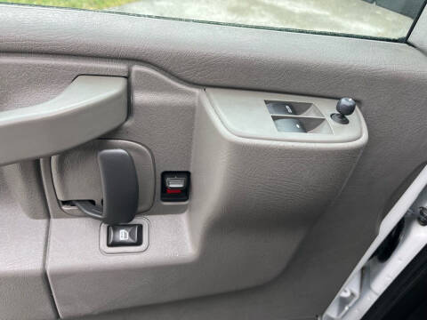 2018 Chevrolet Express 2500