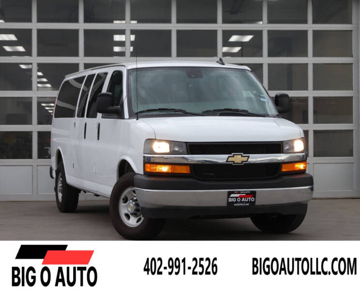 2025 Chevrolet Express LT 3500