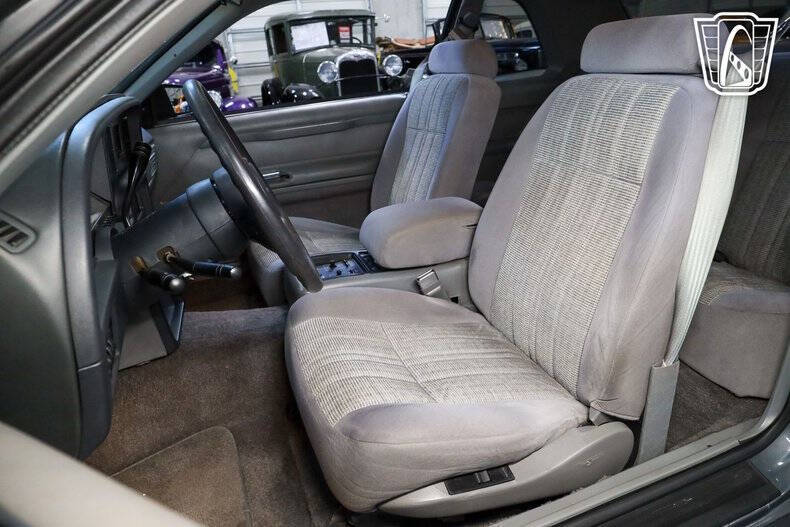 1987 Ford Thunderbird