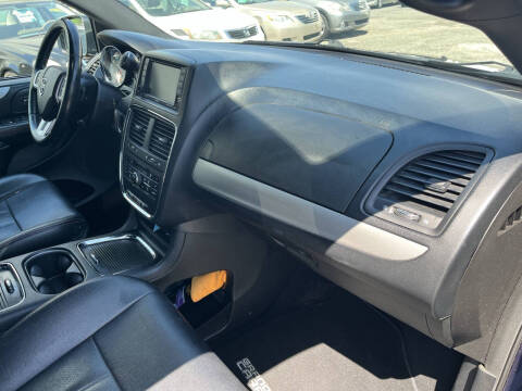 2017 Dodge Grand Caravan GT
