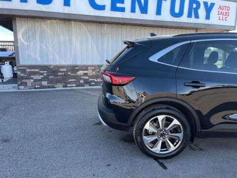 2025 Ford Escape Platinum