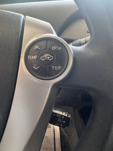 2012 Toyota Prius Two