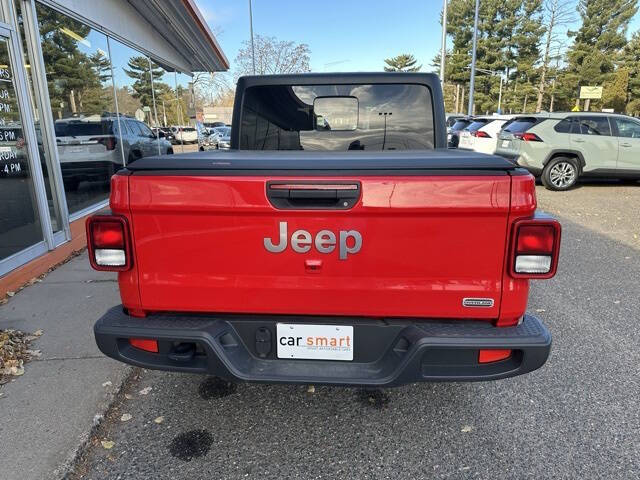 2023 Jeep Gladiator Overland
