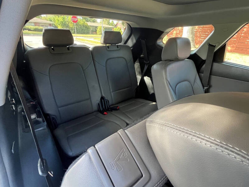 2018 Hyundai Santa Fe Limited Ultimate